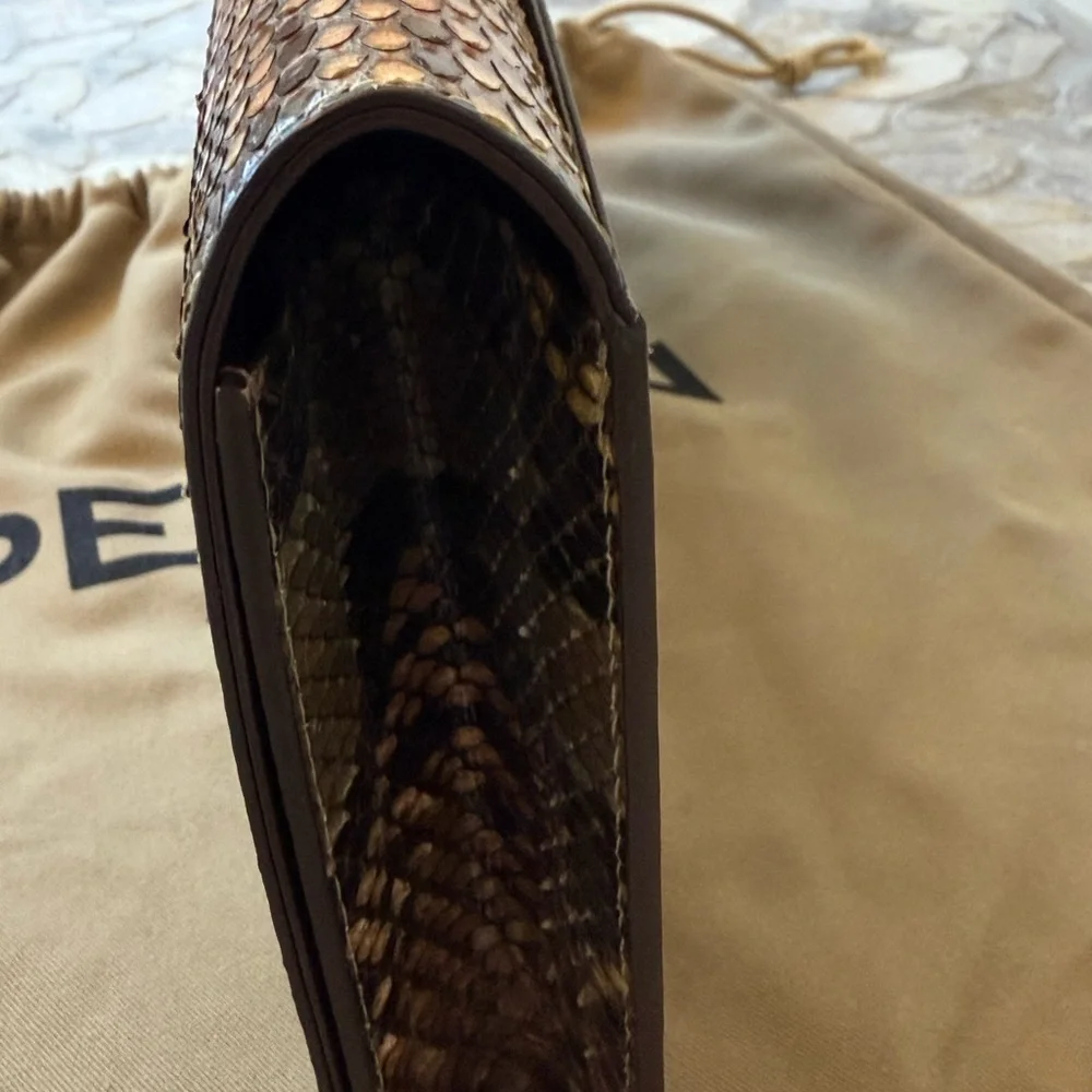 NWT RARE Perrin Snakeskin clutch